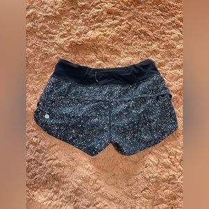 Speckled 2.5” Speed Up Short